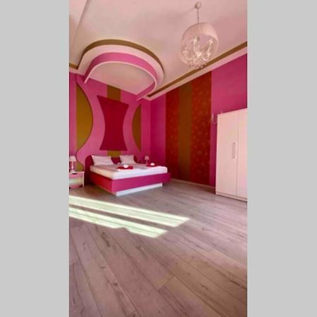 Budoir Royal Apartment Oradea Eksteriør billede