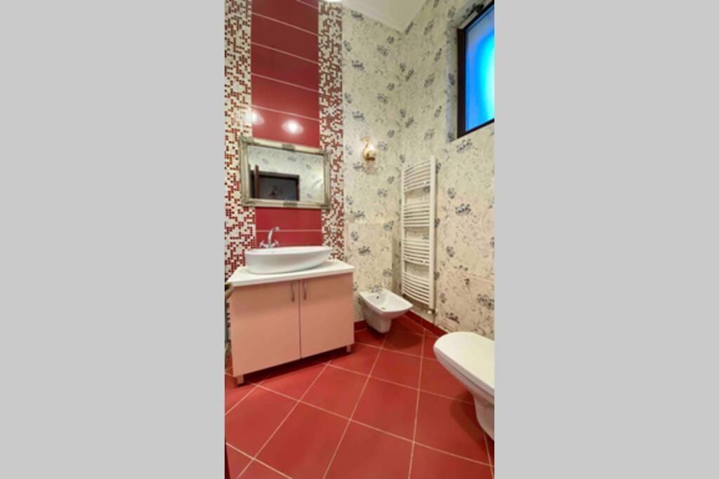 Budoir Royal Apartment Oradea Eksteriør billede